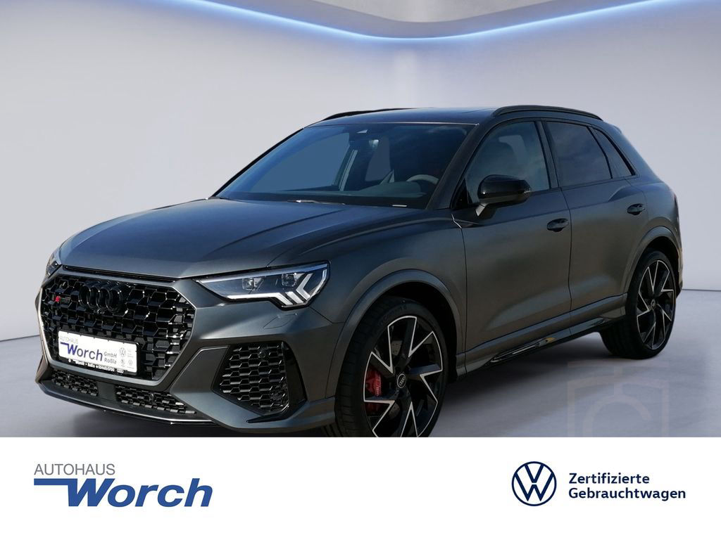 Audi RS Q3 S tronic PANO+MATLACK+280VMAX+AHK+KERAMIK
