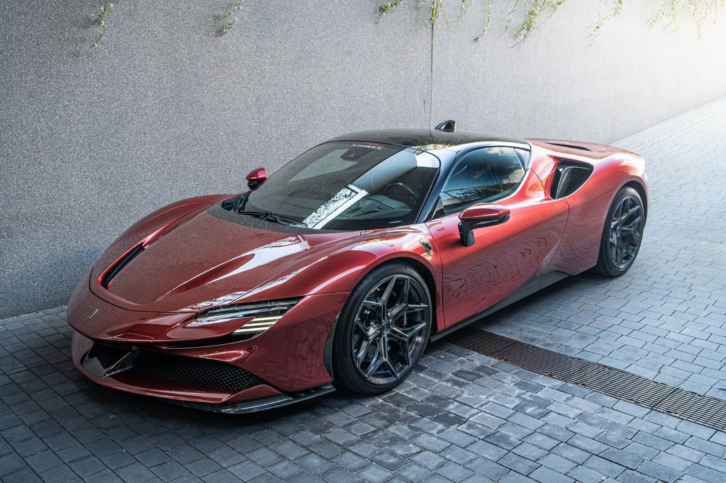Ferrari SF90 Stradale