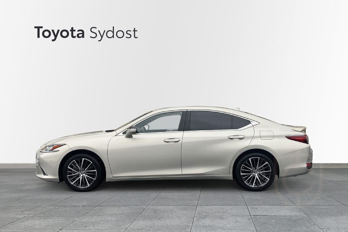 Lexus ES 300h 2.5 Limited Edition