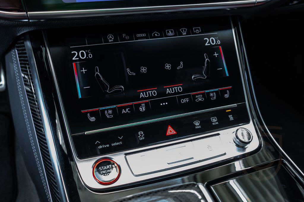Audi S8 4.0TFSI StdHz*Massage*FondTV*B&O*MATRIX*21"