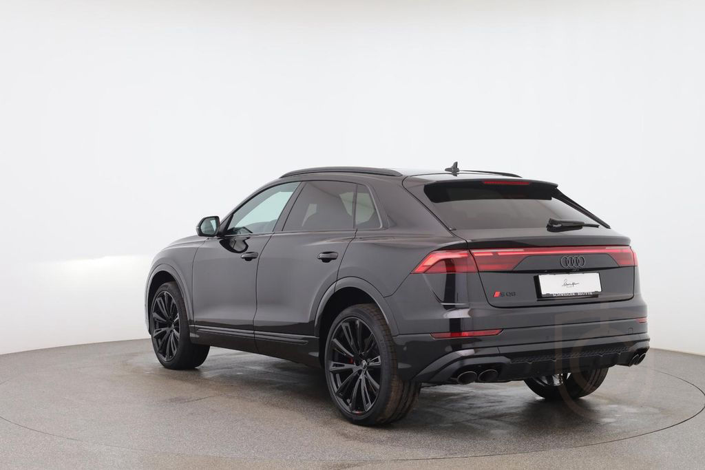 Audi SQ8 TFSI quattro