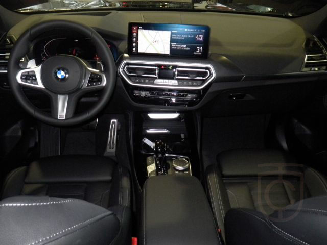 BMW X4 xDrive 30i Sportpaket HUD AHK-klappbar AHK El