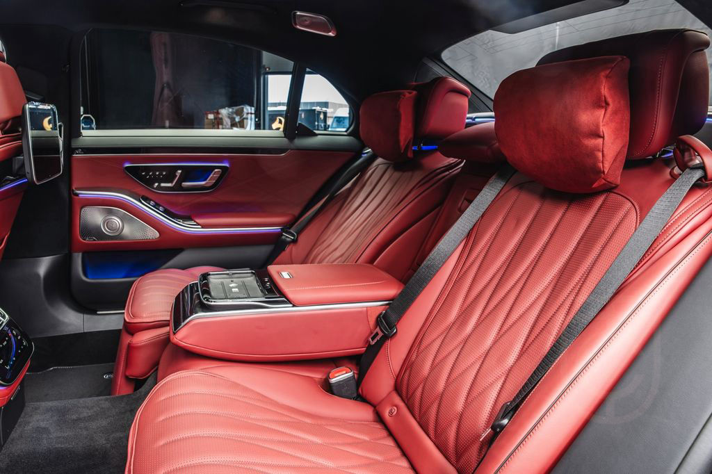 Mercedes-Benz BRABUS B930 Ceramic Brakes+Burmester 4D+Carbon