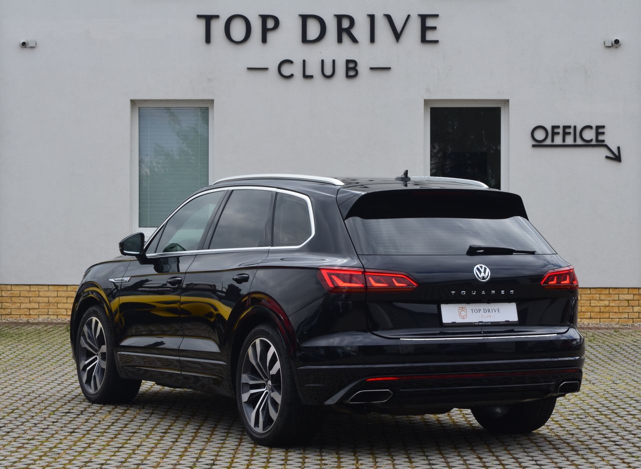 Volkswagen Touareg 4.0 V8