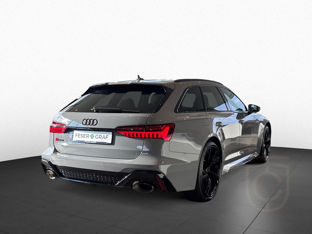 Audi RS6 Avant 600 PS tiptronic MATRIX/PANO/HEAD-UP