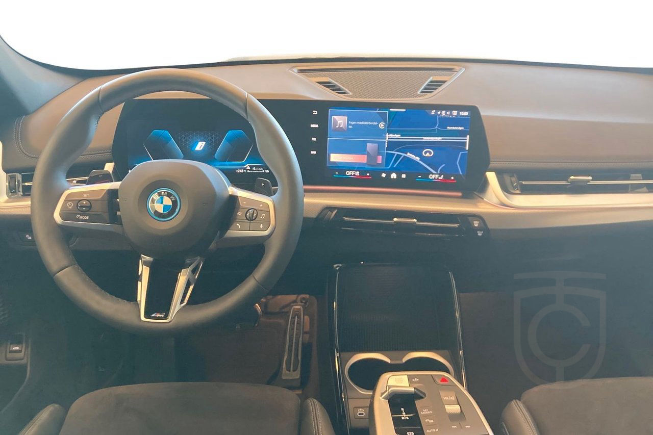 BMW X1 xDrive25e M Sport Driving Assistant