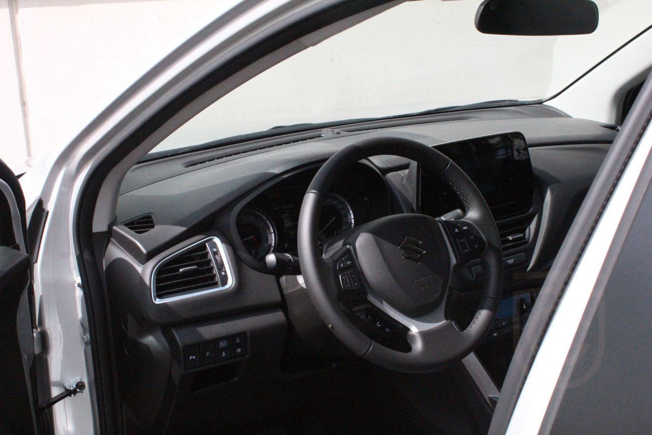 Suzuki S-Cross Select 4WD