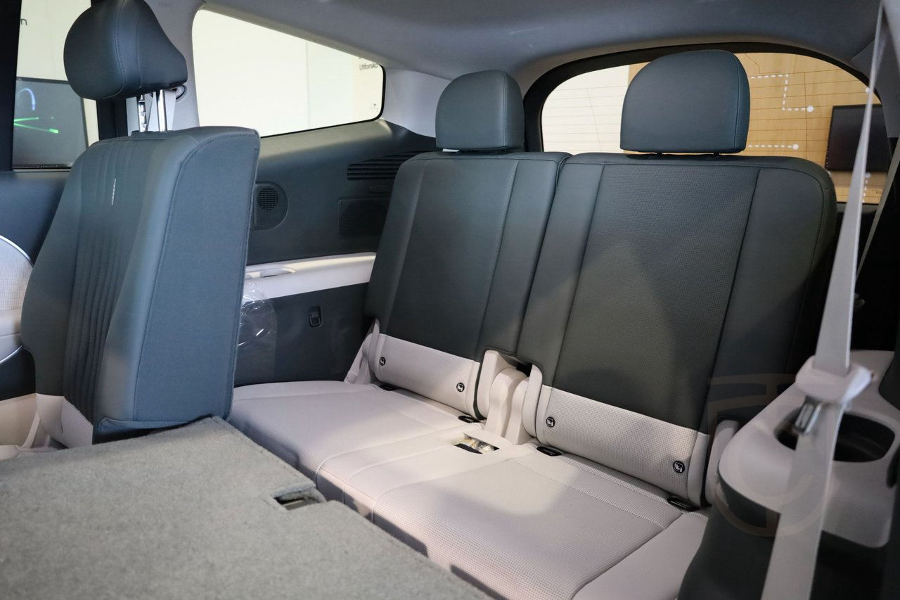 Hyundai IONIQ 9  Advanced AWD 110,