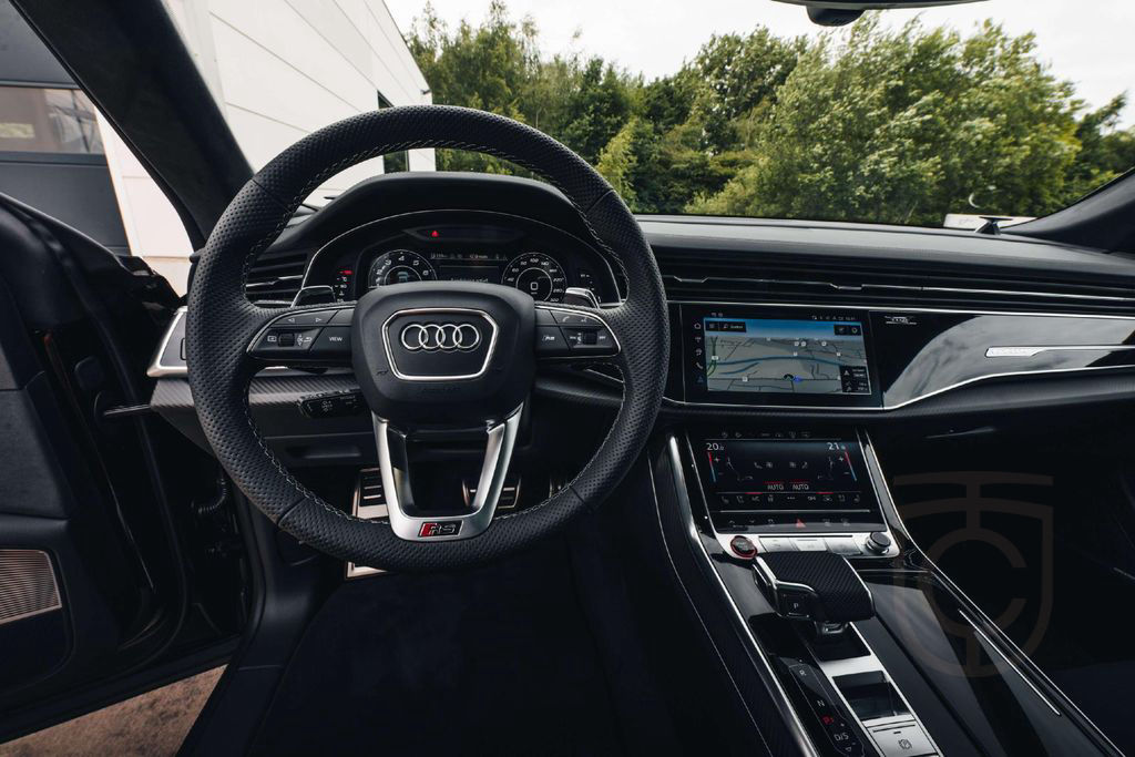 Audi RS Q8 Performance / New / Ceramic / Sunroof / Ma