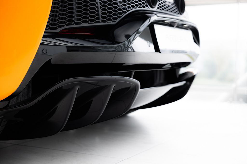 McLaren Artura Spider 3.0 V6 Plug-In | Performance | Car