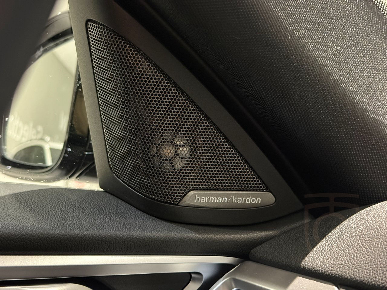 BMW i4 M60 xDrive Fully Charged Innovation