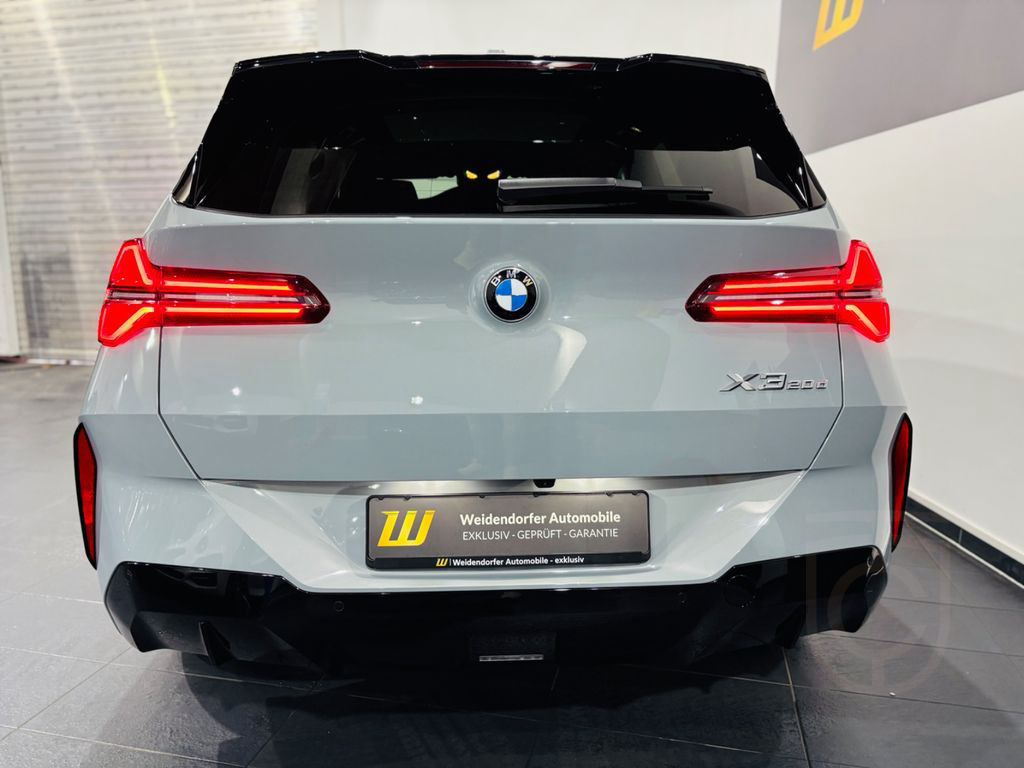 BMW X3 20d M SPORT PRO*AHK*PANO*HEADUP*H&K*21"*360°