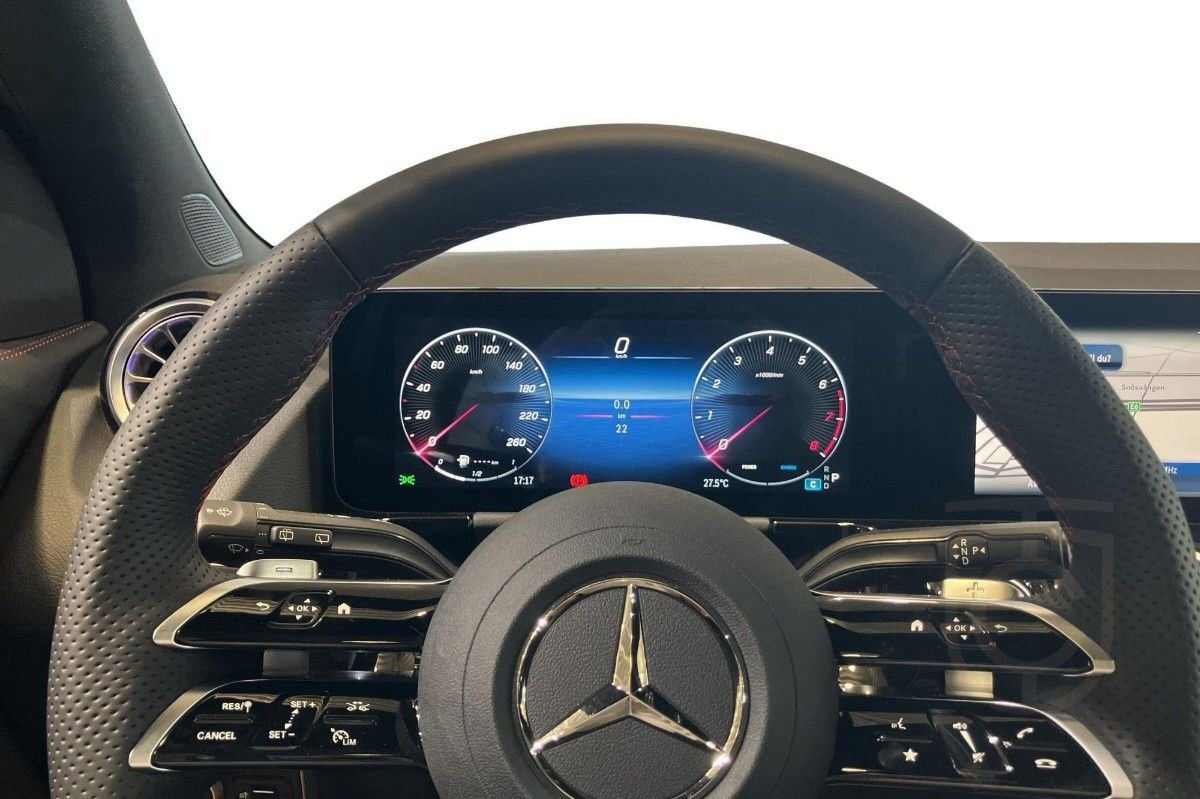 Mercedes-Benz GLA 200 AMG-Line Premium