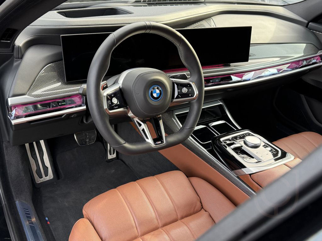 BMW i7 xDrive60 | M-Sport Pro | Panorama Sky Lounge