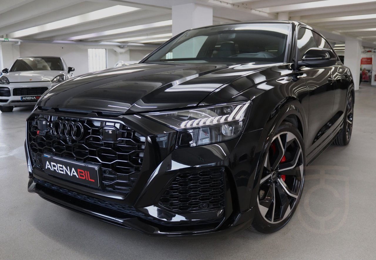 Audi RSQ8