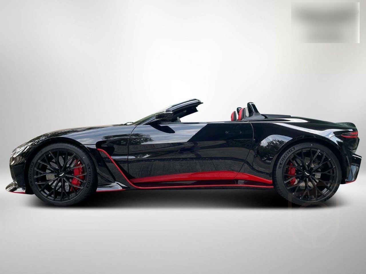Aston Martin Vantage Roadster