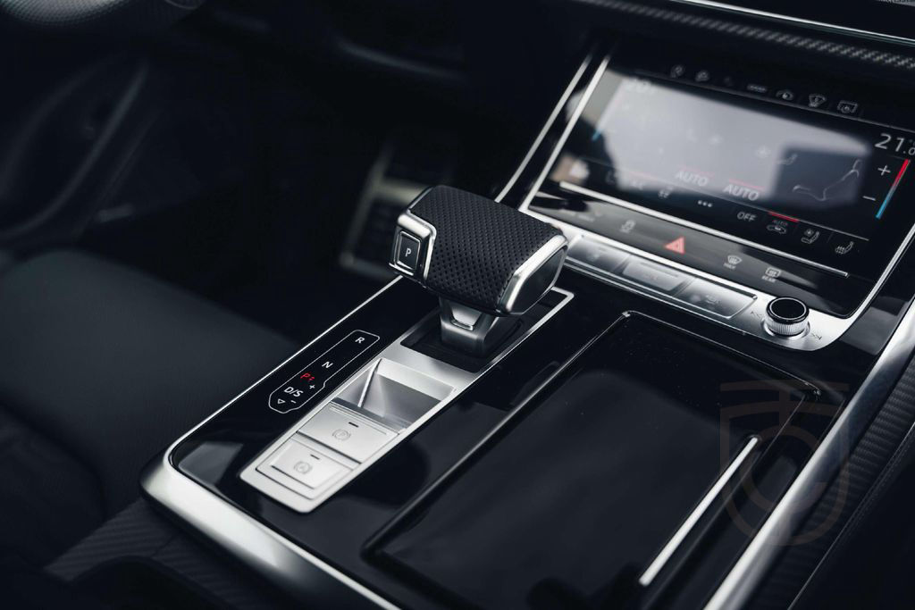 Audi RS Q8 Performance / New / Ceramic / Sunroof / Ma