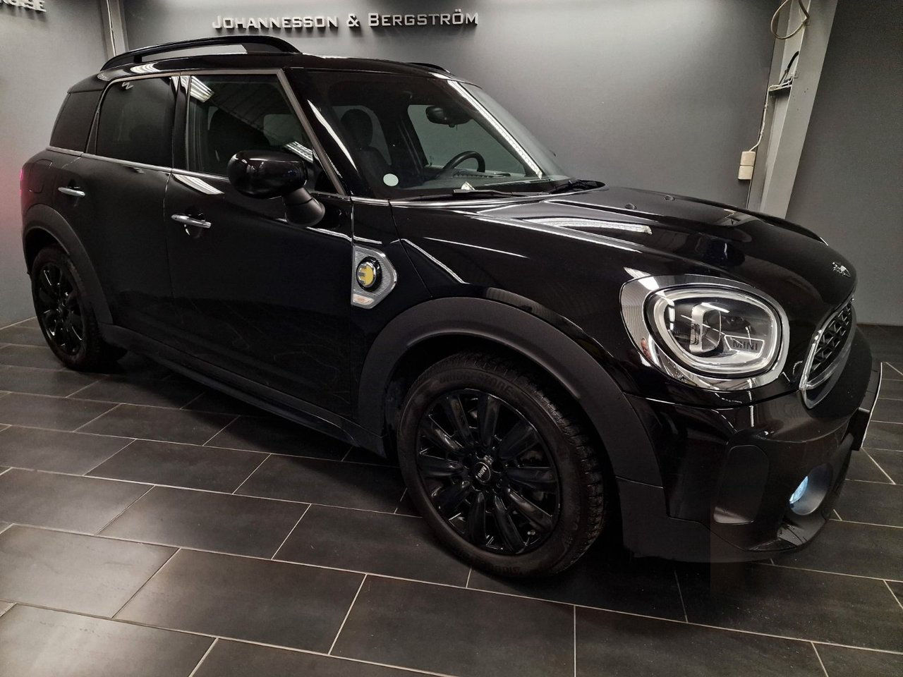 MINI Countryman Cooper S E ALL4 Plug in Hybrid Excitement