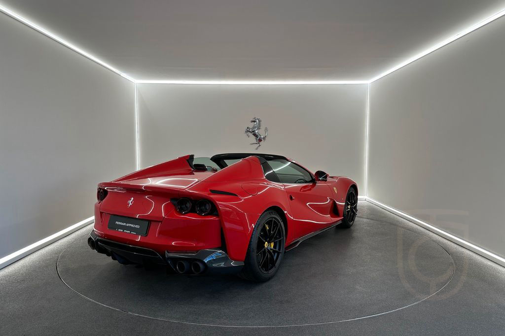 Ferrari 812 GTS / Rosso Corsa / Ferrari Approved