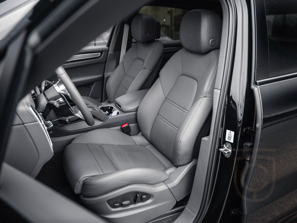 Porsche Cayenne S Platinum Edition