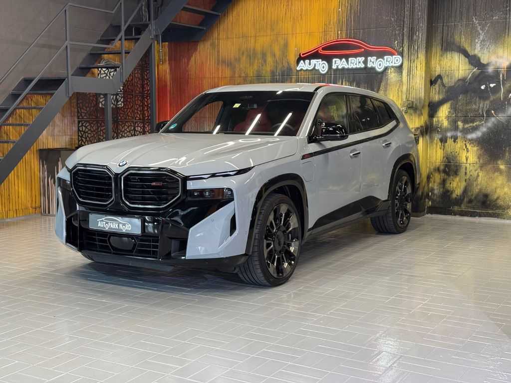 BMW XM Label~BOWERS&WILKIN~HUD~KAMERA 360°~23"