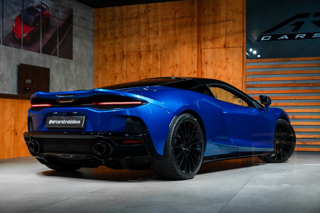 McLaren GT | WARRANTY | B&W | CARBON | LIFT | SERVICE 25