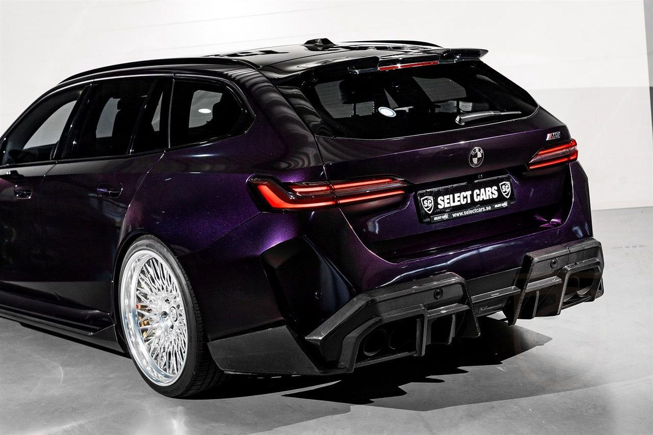 BMW M5 Touring Fullutrustad
