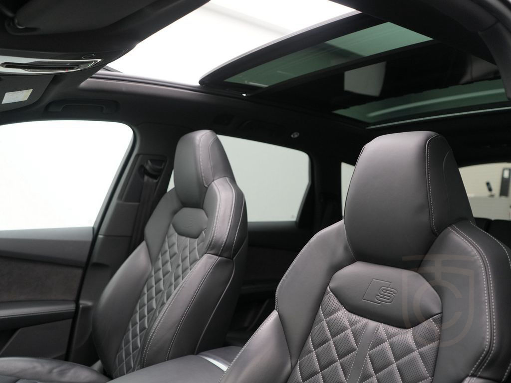 Audi SQ7 ACC 360° PANO CARBON STANDHZ AHK HUD