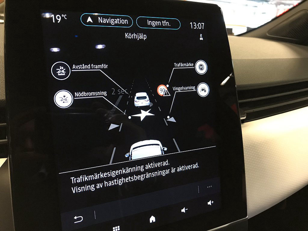 Renault Clio Intens 1,6 140hk Hybrid E-TEACH 5-dörrars