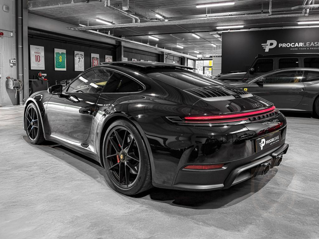 Porsche 992 911/992.2 CARRERA 4 GTS / FACELIFT MY2025 /