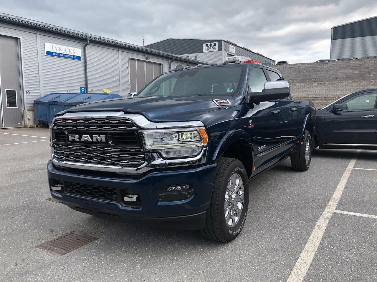 Dodge Ram 2500 Limited 6.7 Cummins Turbo Diesel 4WD Automat
