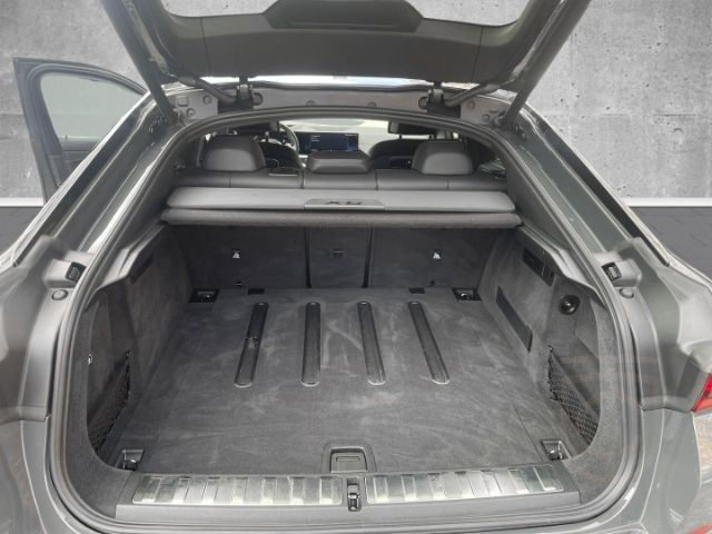 BMW X6 XDRIVE30D M SPORT HUD StandHZG AHK Pano Massa