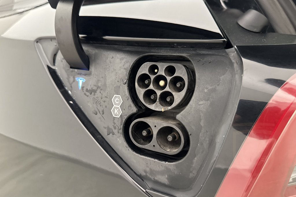 Tesla Model Y Performance