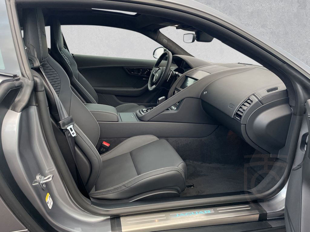 Jaguar F-Type P575 AWD R75 V8 Coupe