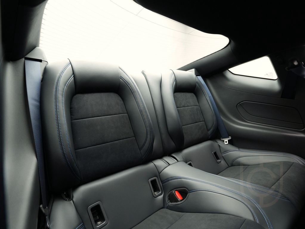 Ford Mustang Dark Horse Coupé V8 454PS Aut. -14%*