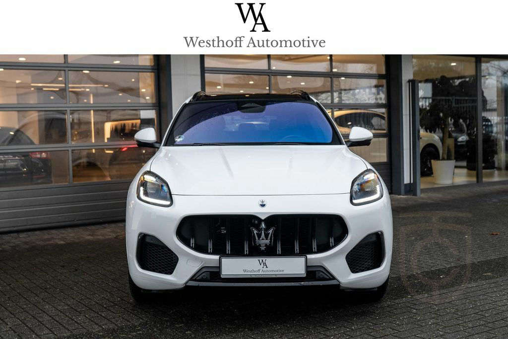 Maserati Grecale Modena Hybrid MY24 Pano ADAS Led 360 20"