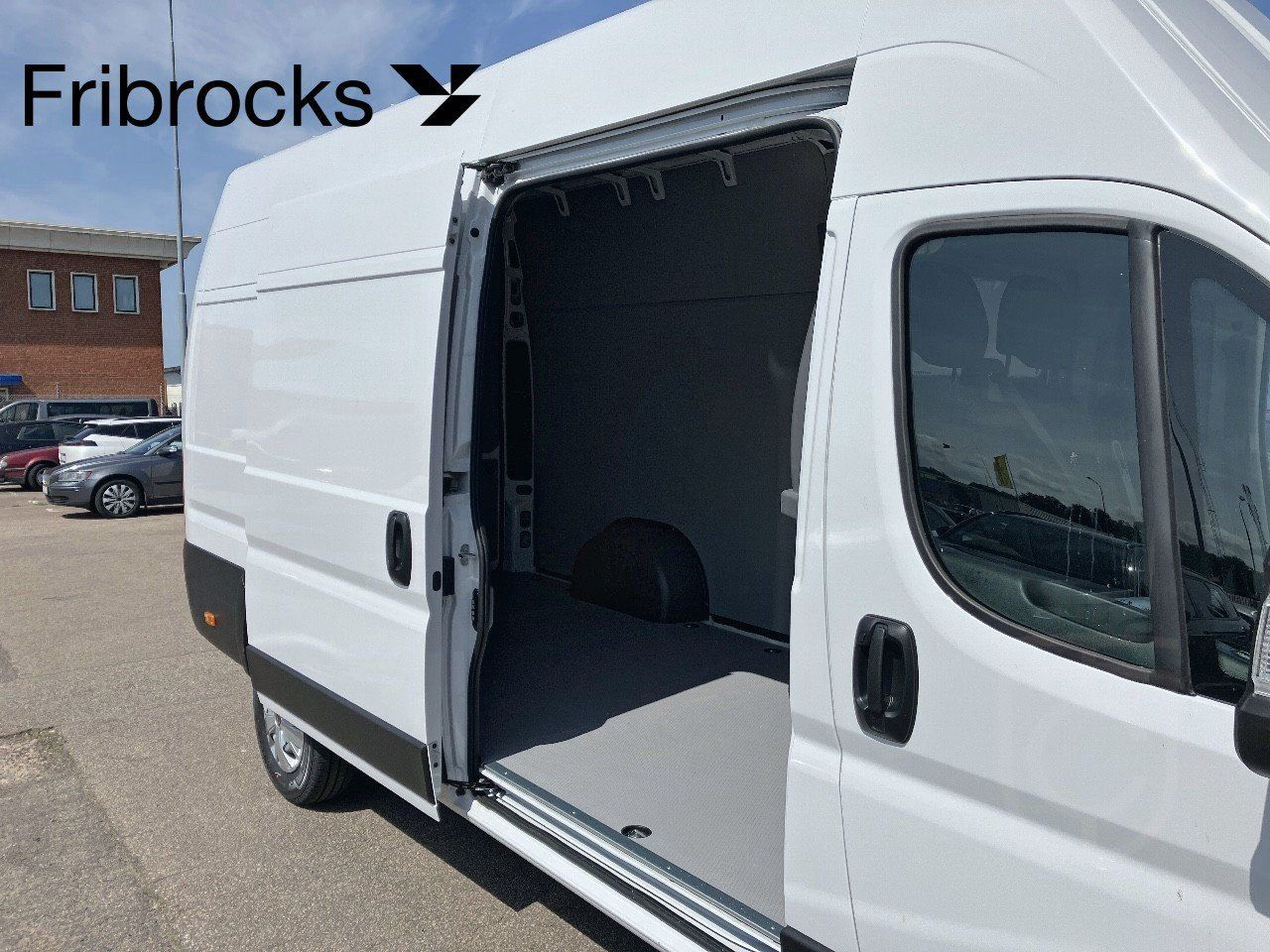 Opel Movano L4H3 180