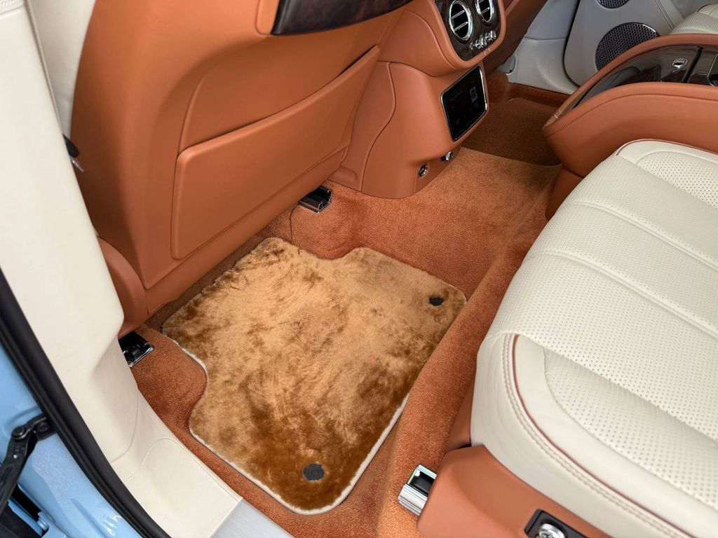 Bentley Bentayga Azure °PANO°HUD°360°MEM°NAIM°ACC°SOFT°