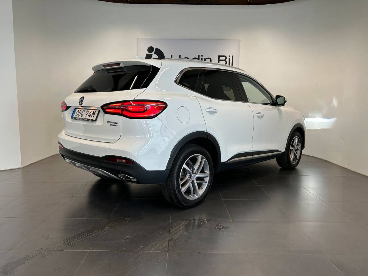 MG EHS PLUG-IN HYBRID LUXURY MY21