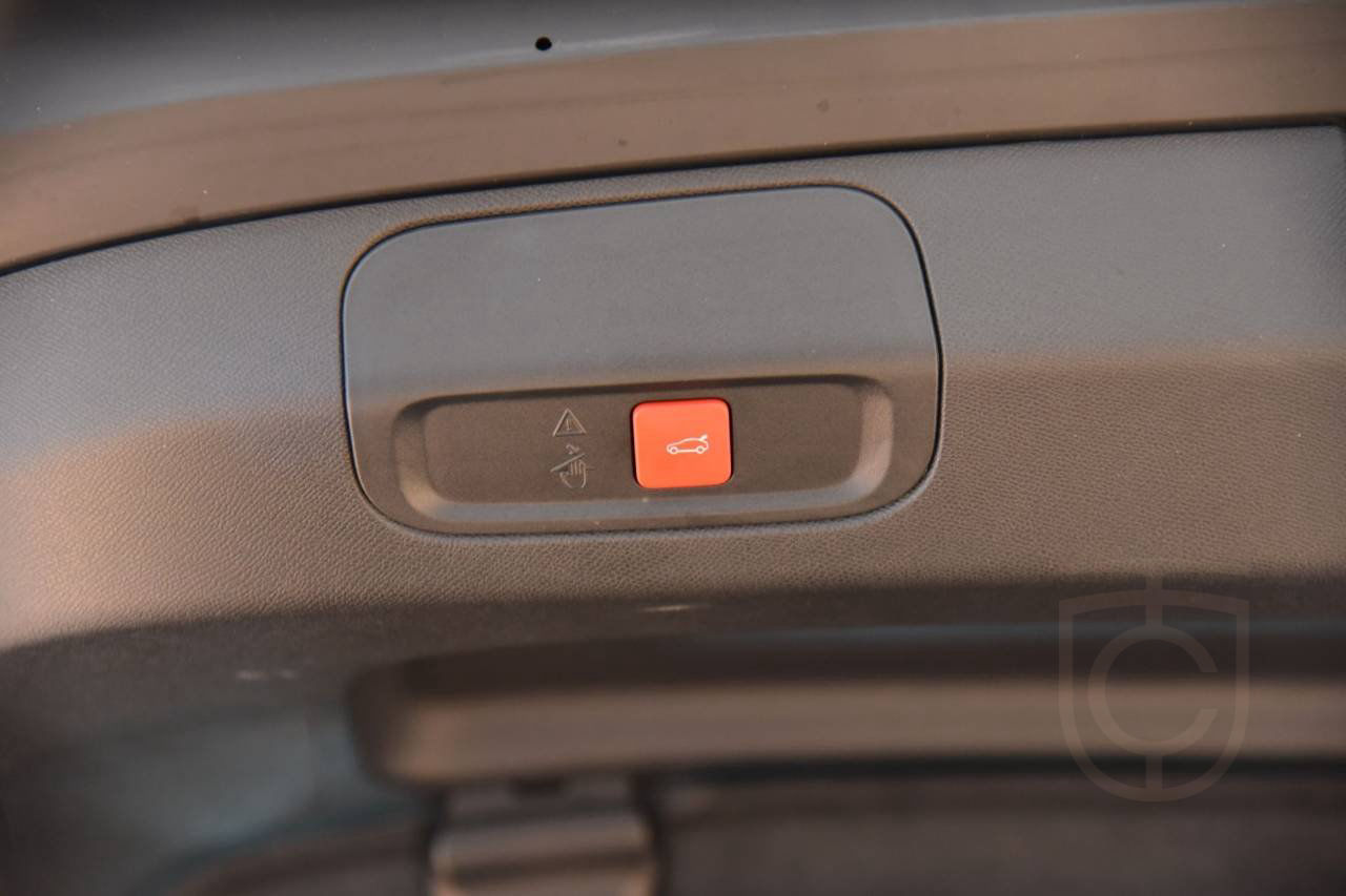 Peugeot 408 Plug-In Hybrid GT Automat