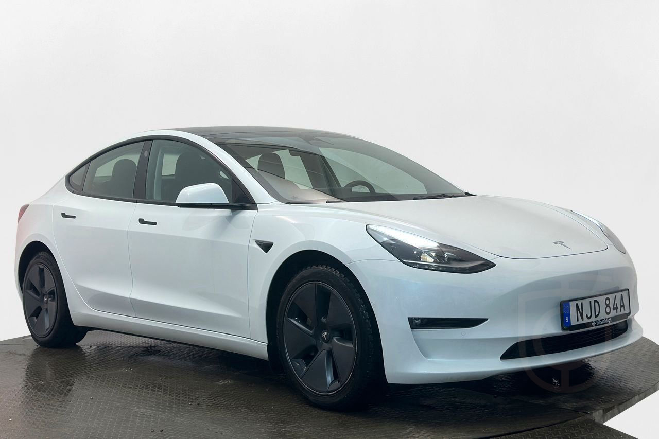 Tesla Model 3 Long Range AWD