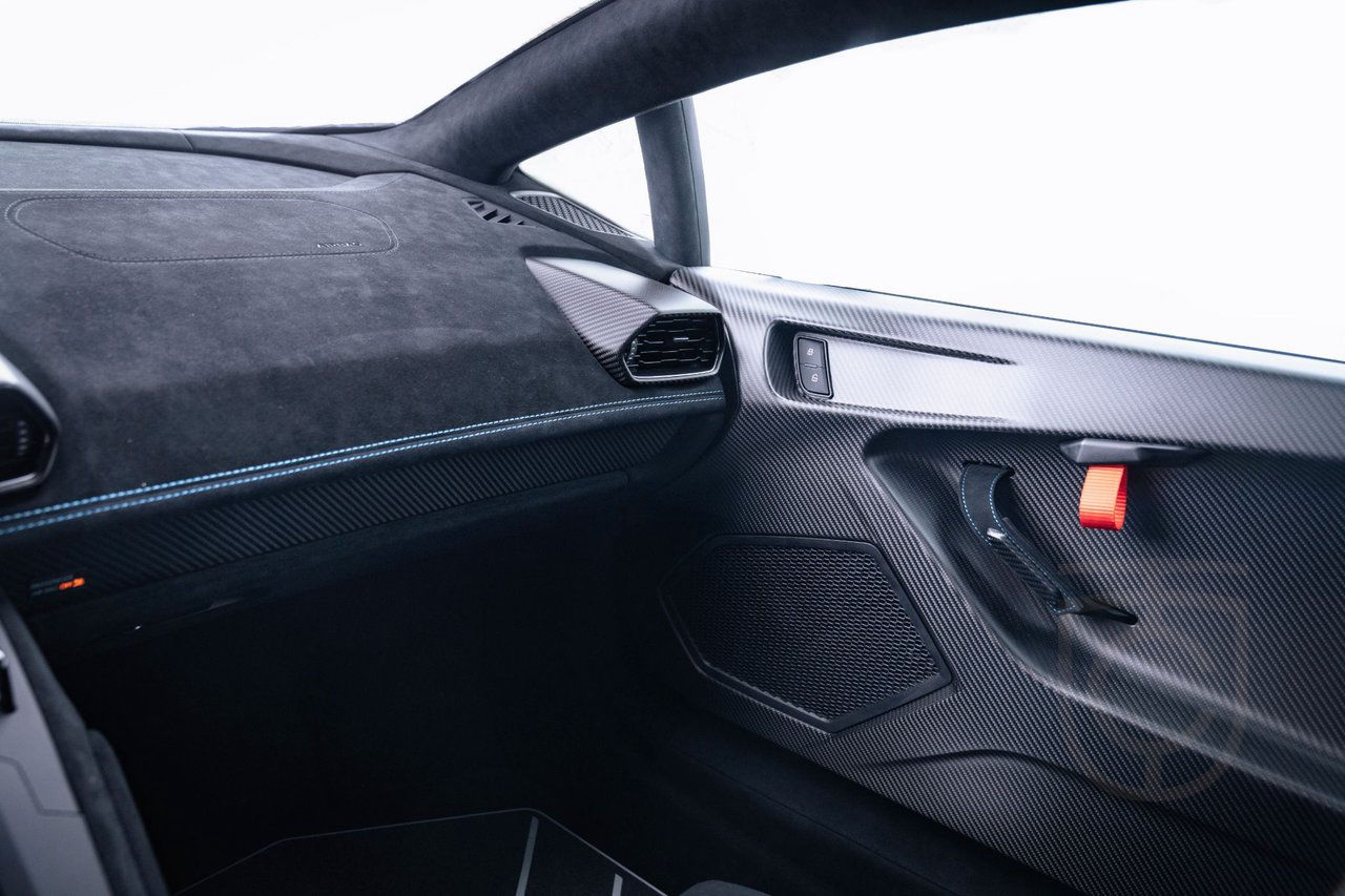 Lamborghini Huracán STO 5.2 V10