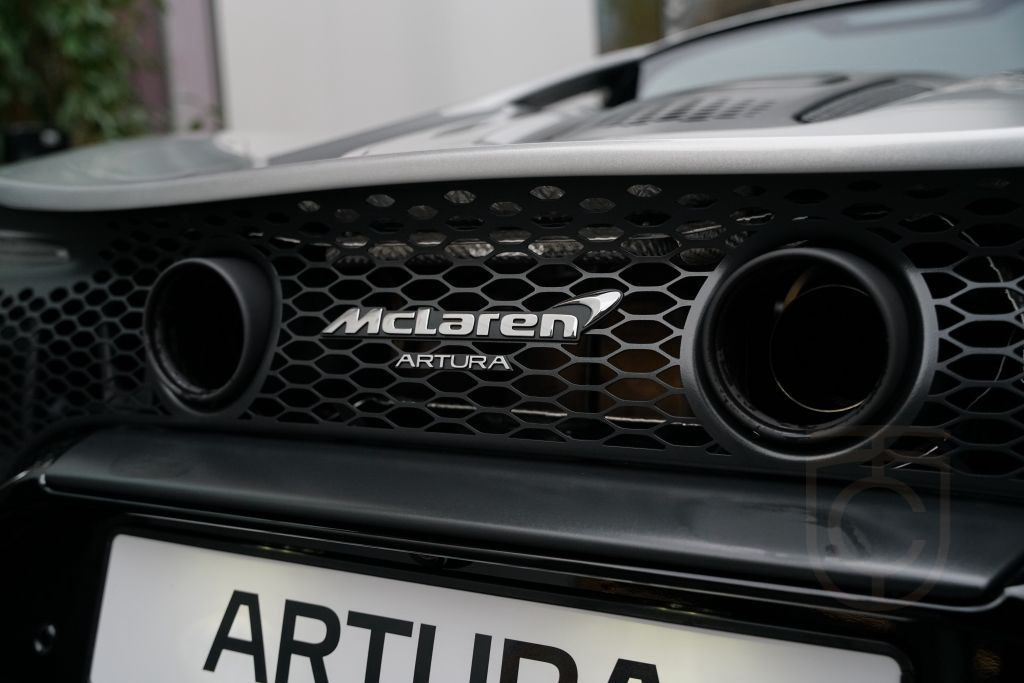 McLaren Artura Coupé