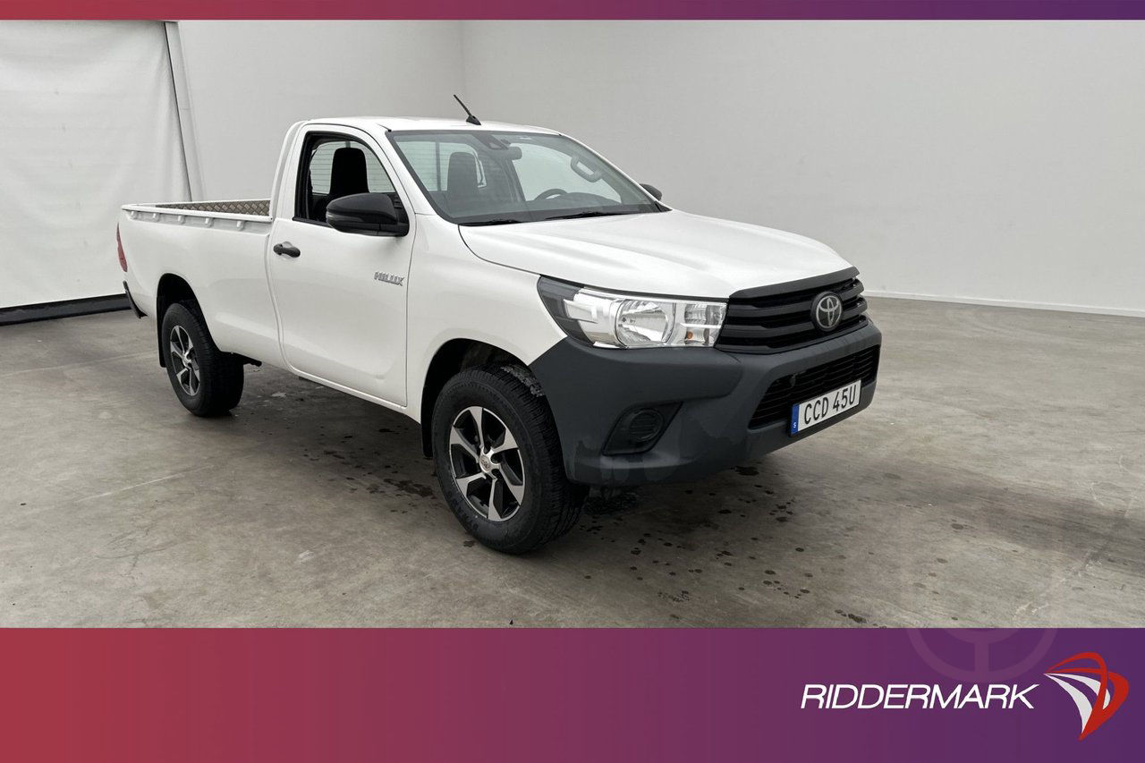 Toyota Hilux Legend 2.4 AWD M