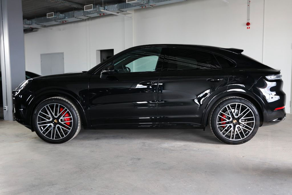 Porsche Cayenne S E-Hybrid Coupé 519HK / IN STOCK