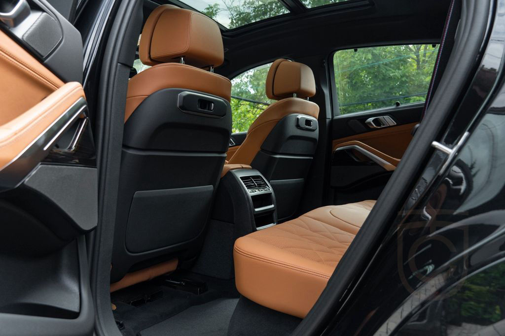 BMW X6 30d M SPORT.DR.ASS.PANO.LUFTF.LED.H/K.HUD.360