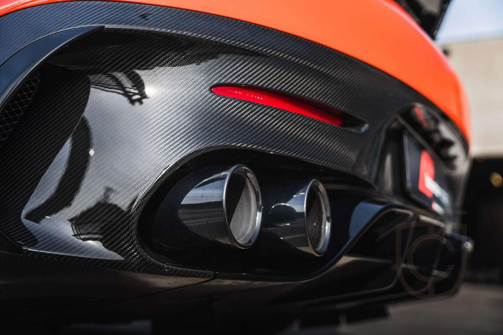 Mercedes-Benz AMG GT Black Series / Magma Beam / NEW
