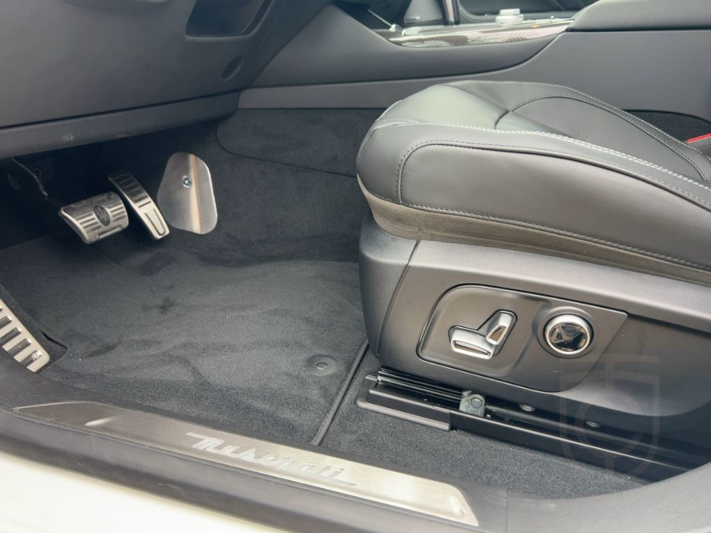 Maserati Levante Modena S 430PS Bianco&Nero/Top-Options