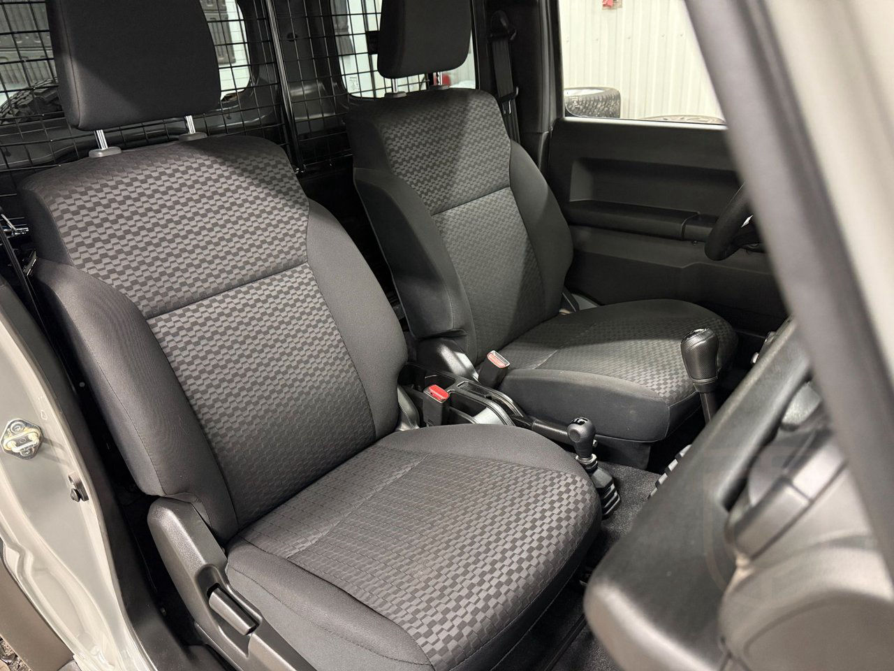 Suzuki Jimny 1.5 Allgrip Rhino Edition 4x4