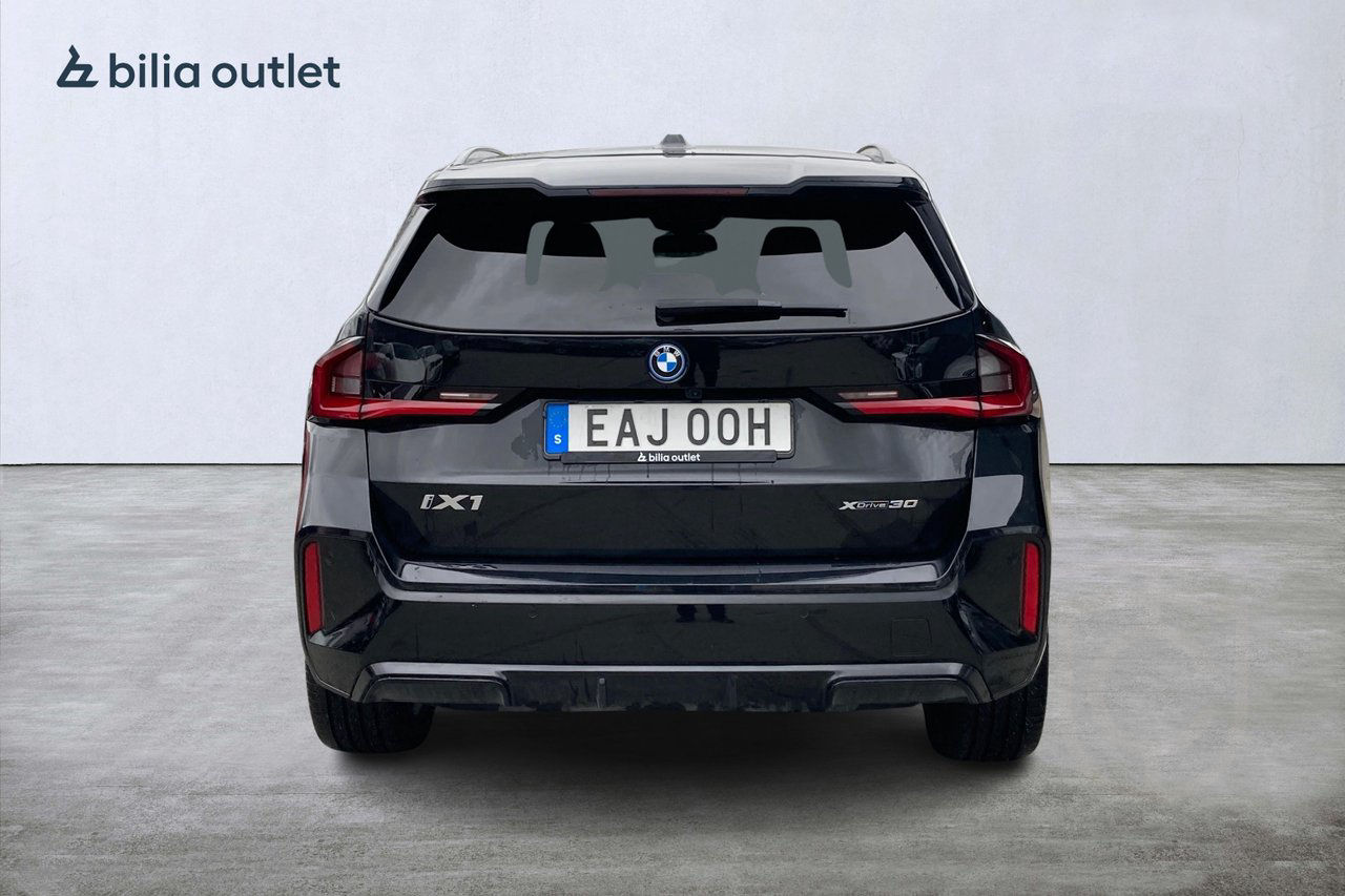 BMW iX1 xDrive30 M Sport